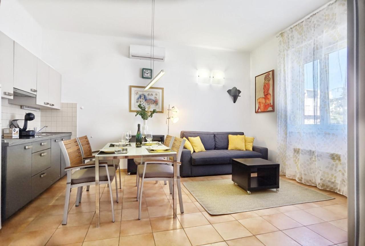 City Center Apartment Soldic Split Exterior photo