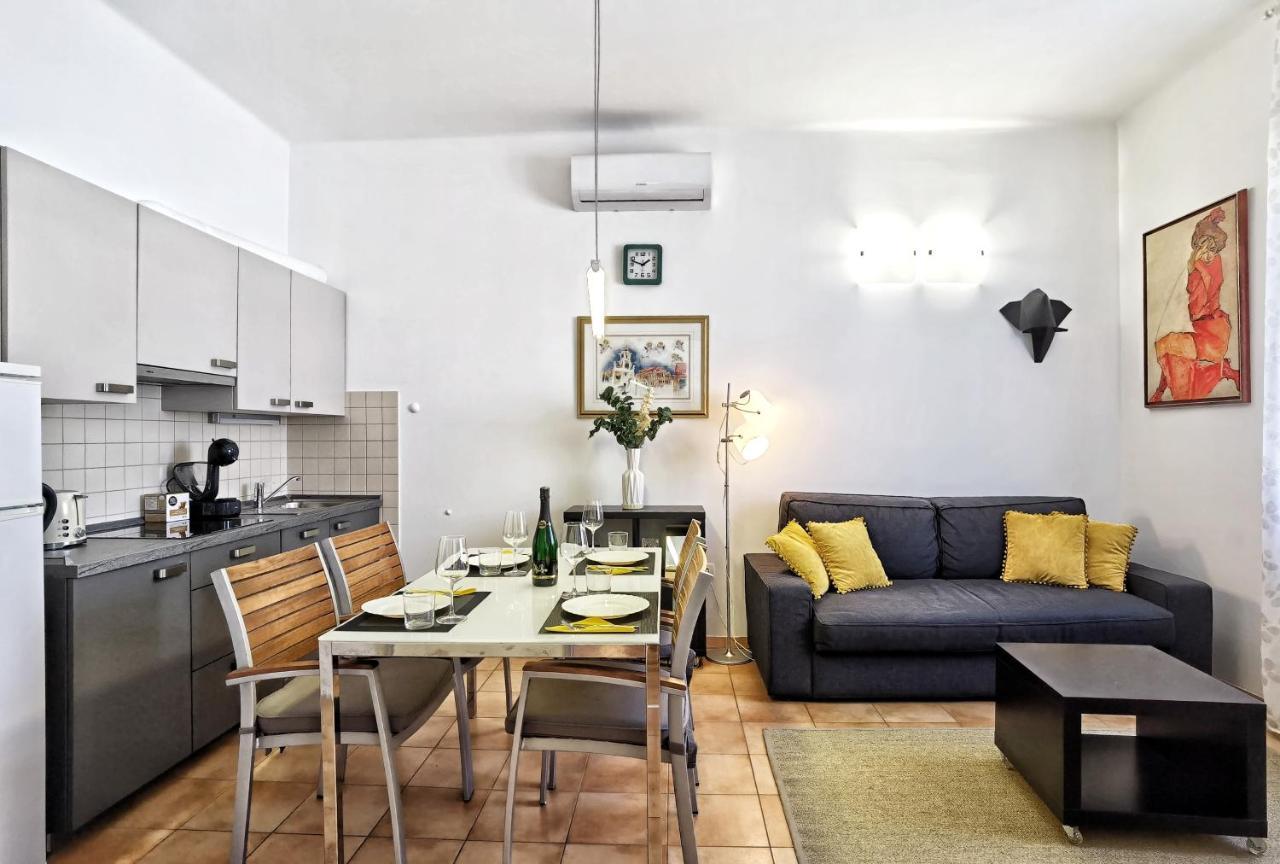 City Center Apartment Soldic Split Exterior photo
